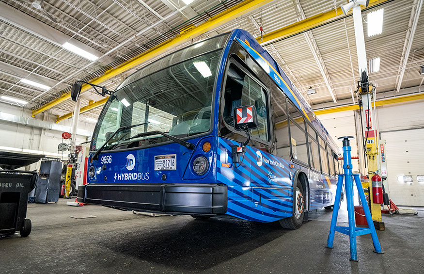 New York City hybrid bus in for service